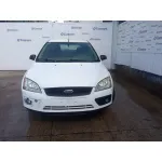 FORD FOCUS BERLINA (CAP) FORD FOCUS BERLINA (CAP) '2005 1.6 TDCI CAT BLANCO 2004