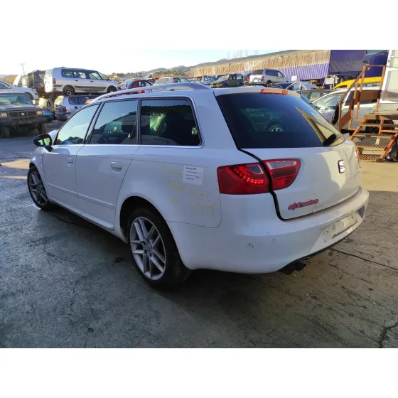 SEAT EXEO ST (3R5)(2009>) '2011 2.0 TDI BLANCO