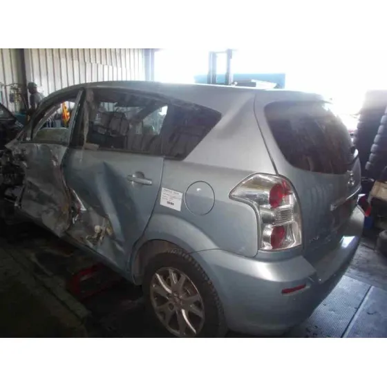 TOYOTA COROLLA VERSO (R1) '2009 2.2 TURBODIESEL CAT PLATA