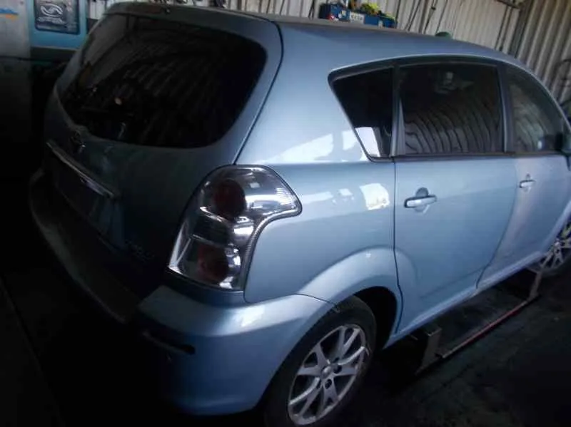 TOYOTA COROLLA VERSO (R1) '2009 2.2 TURBODIESEL CAT PLATA