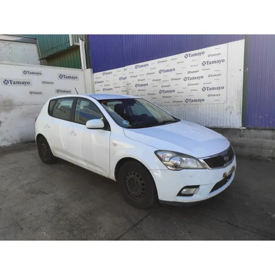 KIA CEE'D '2010 1.6 CRDI CAT BLANCO