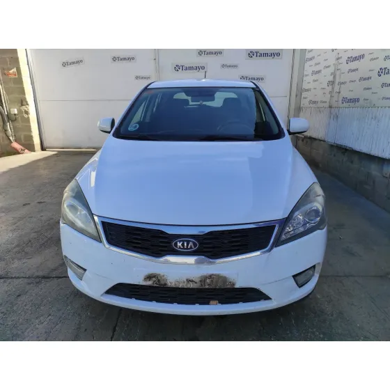 KIA CEE'D '2010 1.6 CRDI CAT BLANCO