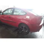 FORD FOCUS BERLINA (CAP) FORD FOCUS BERLINA (CAP) '2004 1.6 16V CAT ROJO 2004