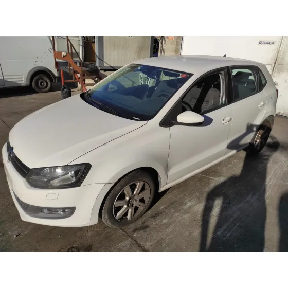 VOLKSWAGEN POLO (6R1) '2011 1.6 TDI BLANCO