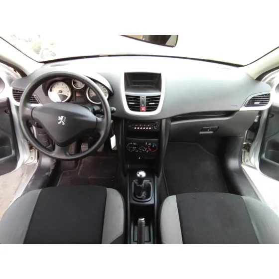 PEUGEOT 207 '2007 1.4 16V VTI CAT (8FS / EP3) PLATA