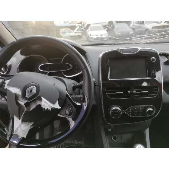 RENAULT CLIO IV '2013 0.9 GRANATE