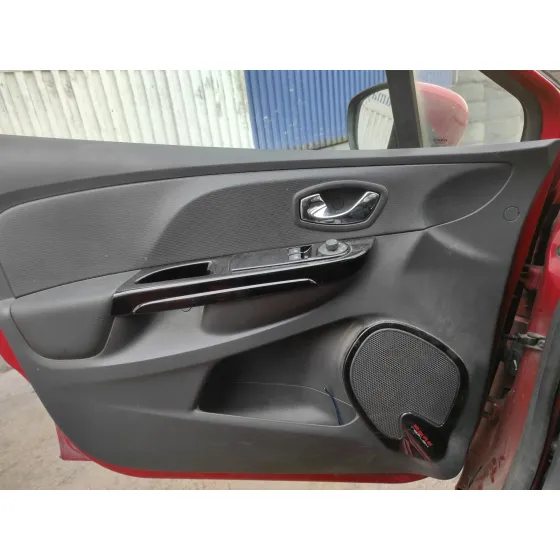 RENAULT CLIO IV '2013 0.9 GRANATE
