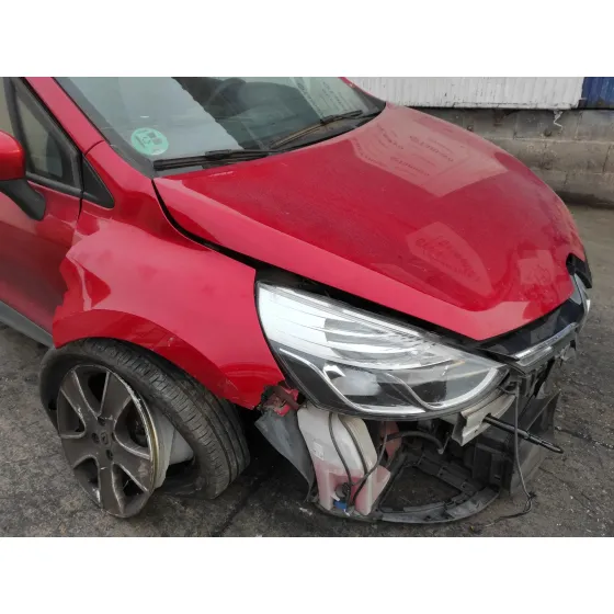 RENAULT CLIO IV '2013 0.9 GRANATE