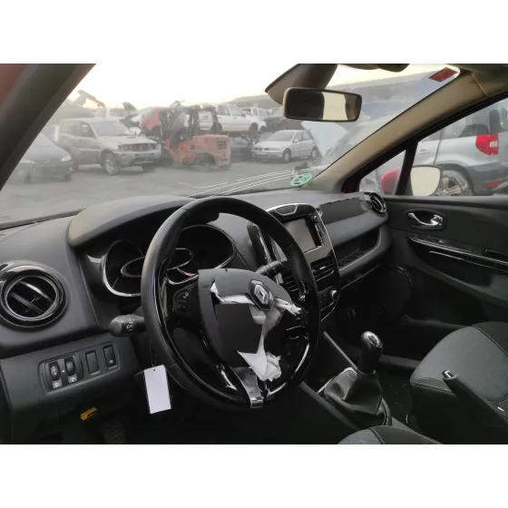 RENAULT CLIO IV '2013 0.9 GRANATE
