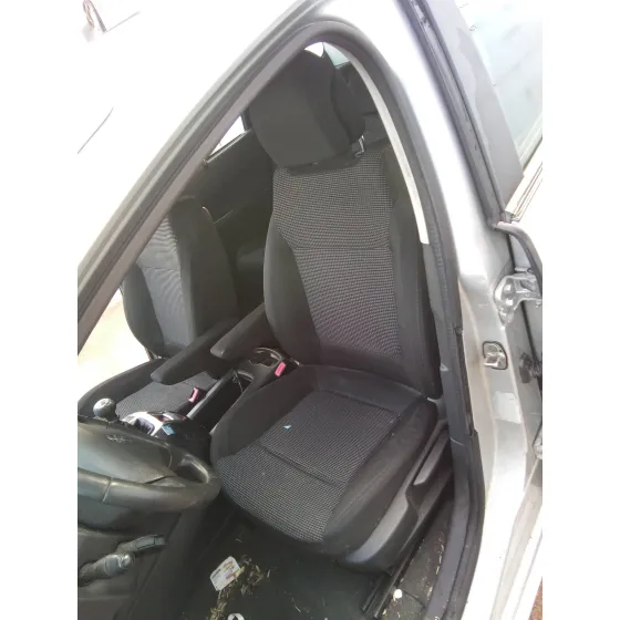 PEUGEOT 5008 '2010 1.6 HDI FAP CAT (9HZ / DV6TED4) PLATA