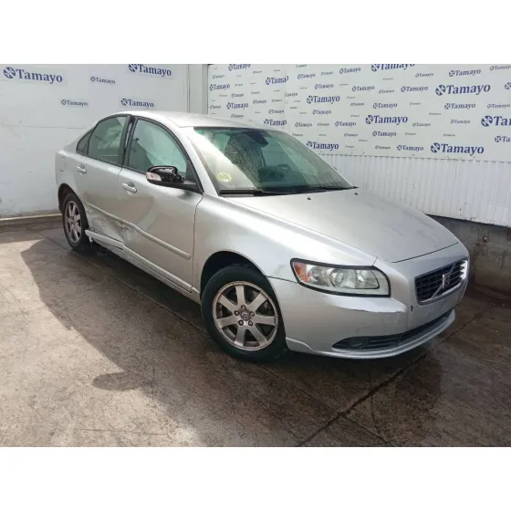 VOLVO S40 BERLINA '2008 2.0 DIESEL CAT PLATA