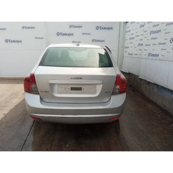 VOLVO S40 BERLINA '2008 2.0 DIESEL CAT PLATA