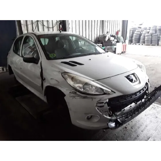 PEUGEOT 206+ '2010 1.4 HDI BLANCO