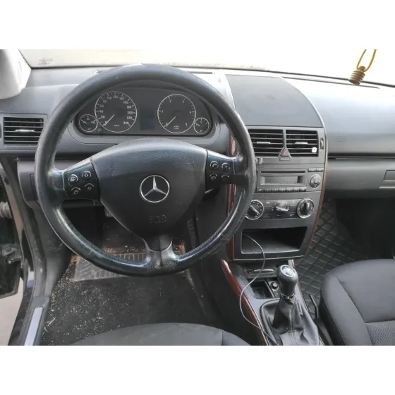 MERCEDES CLASE A (W169) '2006 * NEGRO