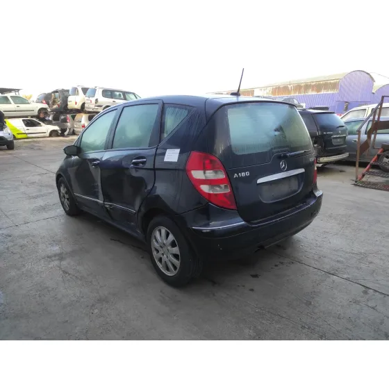 MERCEDES CLASE A (W169) '2006 * NEGRO