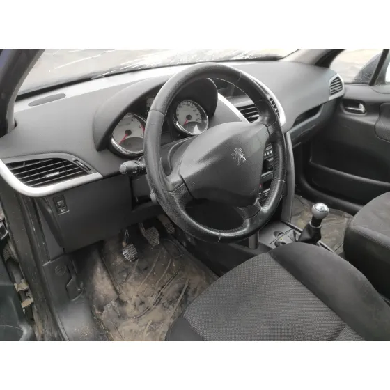 PEUGEOT 207 '2008 1.6 HDI CAT (9HZ / DV6TED4) NEGRO