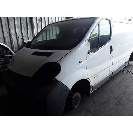 RENAULT TRAFIC CAJA CERRADA (AB 4.01) '2004 1.9 DIESEL BLANCO