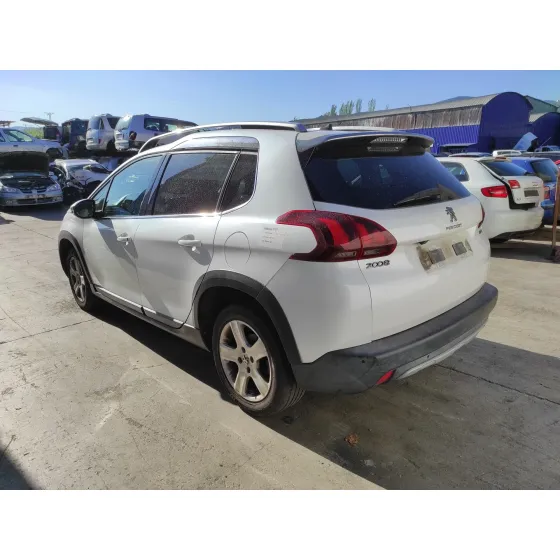 PEUGEOT 2008 (--.2013->) '2017 1.2 12V E-THP / PURETECH BLANCO
