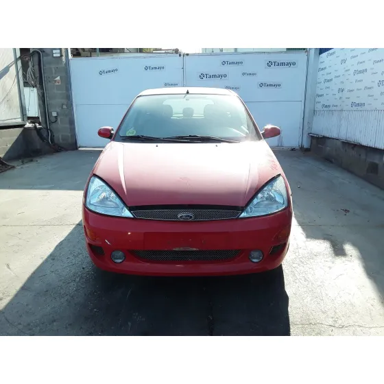 FORD FOCUS BERLINA (CAK) '2001 * ROJO