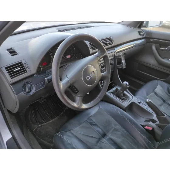AUDI A4 AVANT (8E) '2003 1.9 TDI PLATA