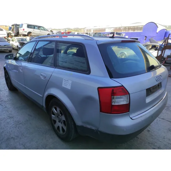AUDI A4 AVANT (8E) '2003 1.9 TDI PLATA