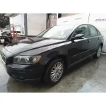 VOLVO S40 BERLINA VOLVO S40 BERLINA '2005 2.0 DIESEL CAT NEGRO 2003
