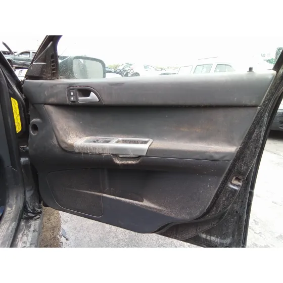 VOLVO S40 BERLINA '2005 2.0 DIESEL CAT NEGRO