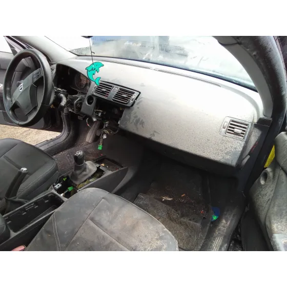 VOLVO S40 BERLINA '2005 2.0 DIESEL CAT NEGRO
