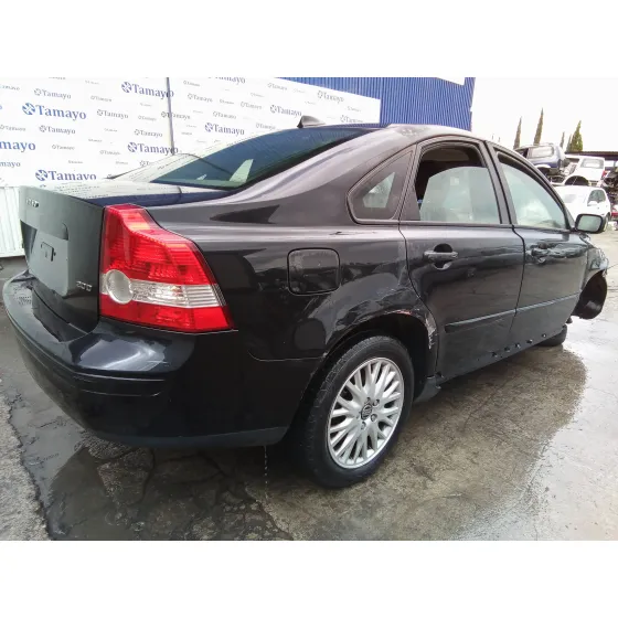 VOLVO S40 BERLINA '2005 2.0 DIESEL CAT NEGRO
