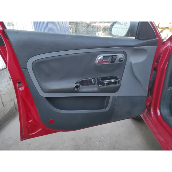SEAT IBIZA (6L1) '2007 * ROJO