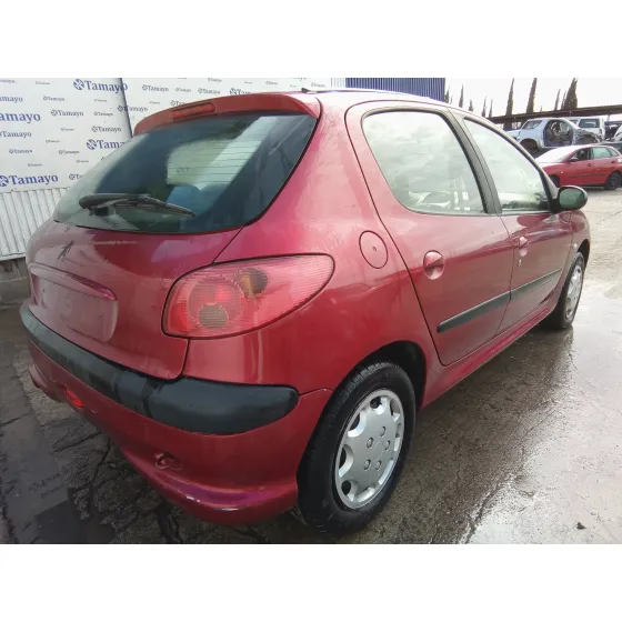 PEUGEOT 206 BERLINA '2003 1.4 ROJO