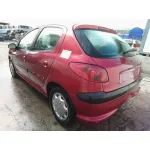 PEUGEOT 206 BERLINA PEUGEOT 206 BERLINA '2003 1.4 ROJO 1998