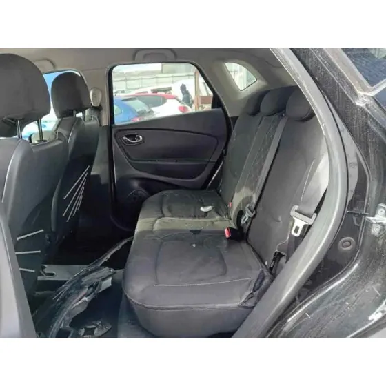 RENAULT CAPTUR '2014 * NEGRO
