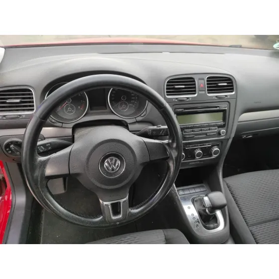 VOLKSWAGEN GOLF VI (5K1) '2010 1.2 TSI ROJO