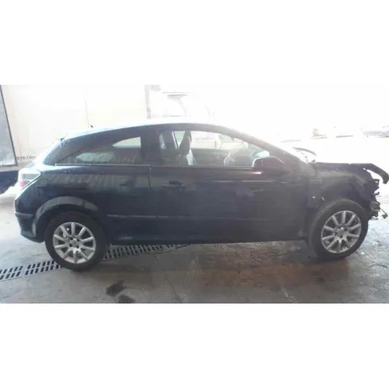 OPEL ASTRA GTC '2005 1.6 16V NEGRO