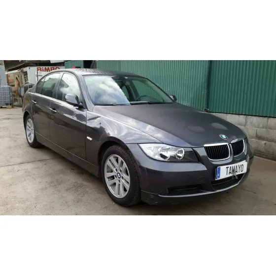 BMW SERIE 3 BERLINA (E90) '2006 318D GRIS OSCURO