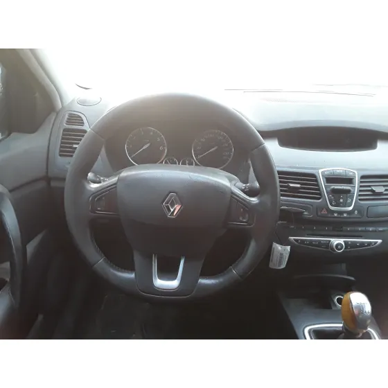 RENAULT LAGUNA GRANDTOUR III '2008 2.0 16V NEGRO