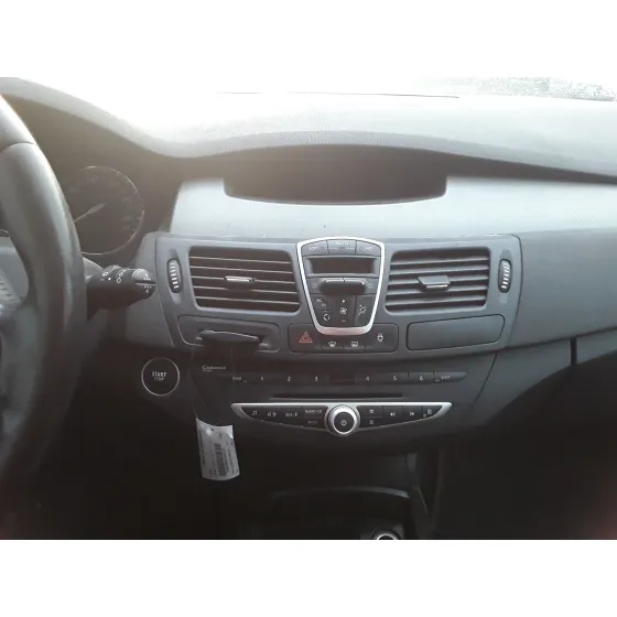 RENAULT LAGUNA GRANDTOUR III '2008 2.0 16V NEGRO
