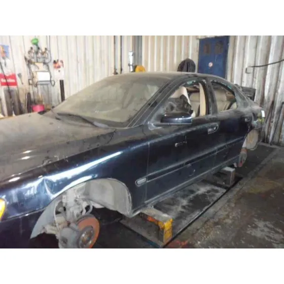 VOLVO S 60 BERLINA '2005 2.4 DIESEL NEGRO