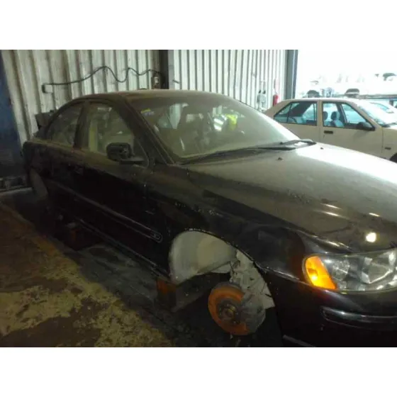 VOLVO S 60 BERLINA '2005 2.4 DIESEL NEGRO