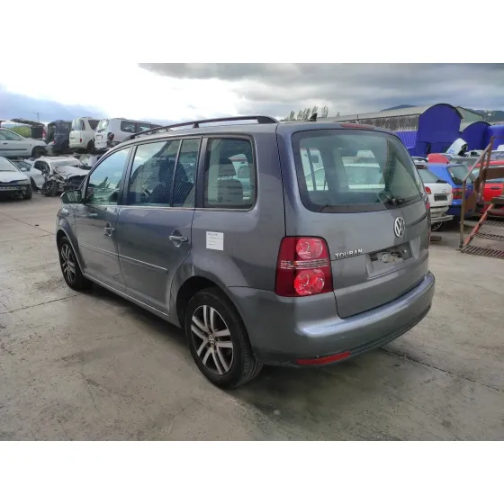 VOLKSWAGEN TOURAN (1T2) '2007 1.6 GRIS