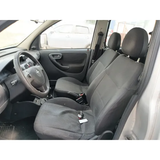 Opel COMBO TOUR 2004