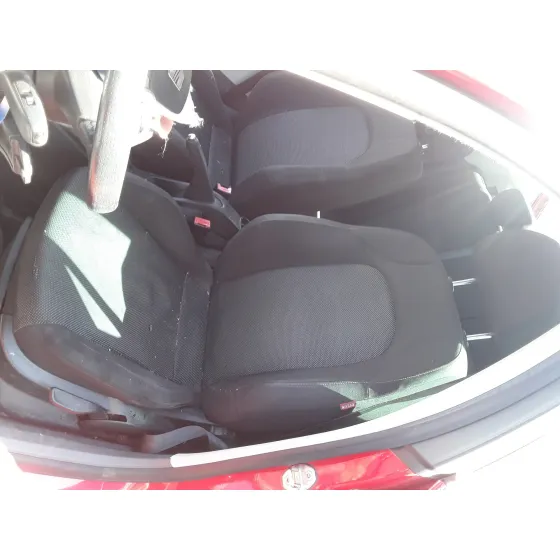 SEAT IBIZA (6J5) '2008 1.9 TDI ROJO