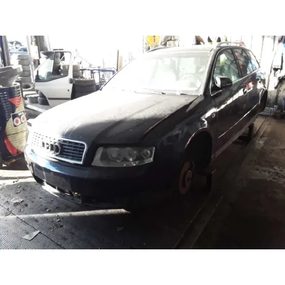 AUDI A4 AVANT (8E) '2004 2.5 V6 24V TDI NEGRO