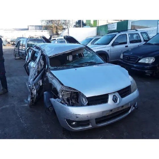 RENAULT CLIO II FASE II (B/CB0) '2007 1.5 DCI DIESEL PLATA