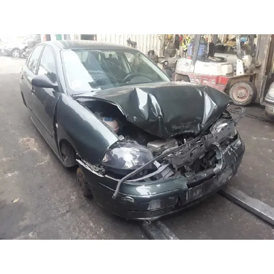 SEAT IBIZA (6L1) '2004 1.4 16V VERDE