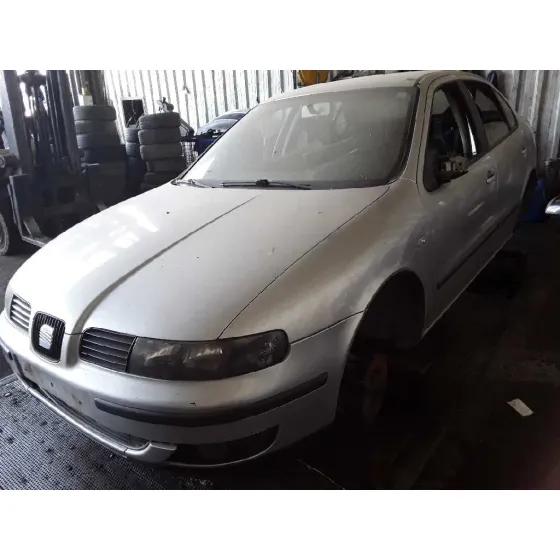 SEAT TOLEDO (1M2) '2001 * PLATA