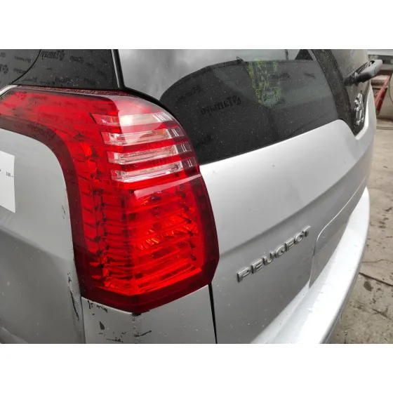 PEUGEOT 5008 '2013 1.6 HDI FAP PLATA