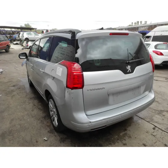 PEUGEOT 5008 '2013 1.6 HDI FAP PLATA