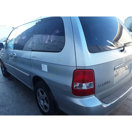 KIA CARNIVAL II '2003 2.9 CRDI CAT PLATA